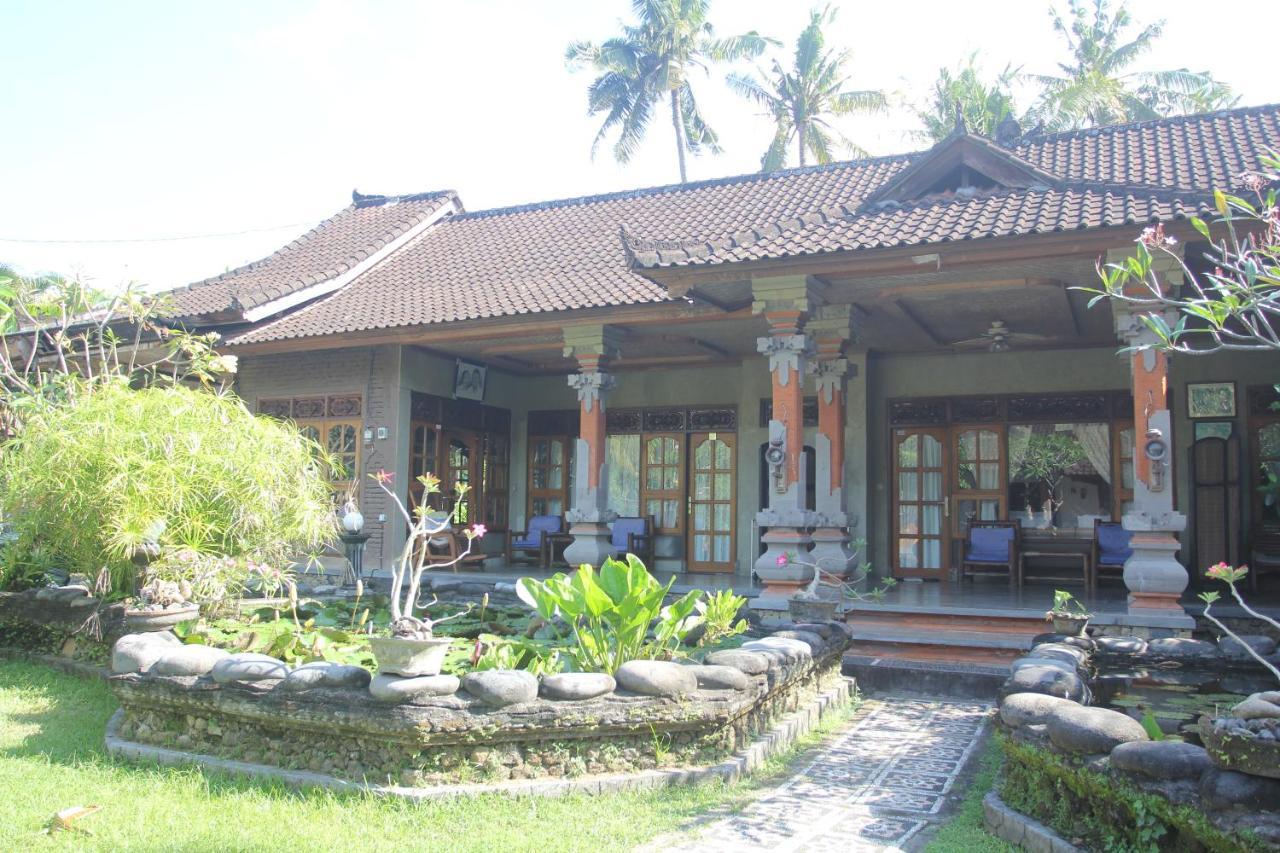 Narafa'S Guest House Jasri Exterior photo